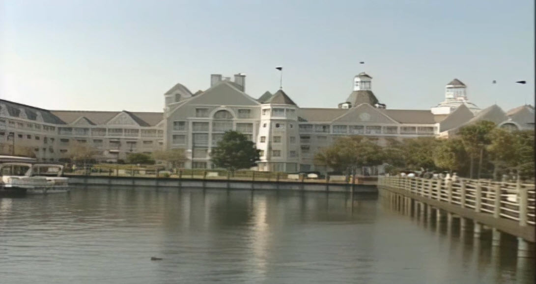 Great Hotels with Samantha Brown | Disney's Yacht and Beach Club Resort | Travel Channel 2001