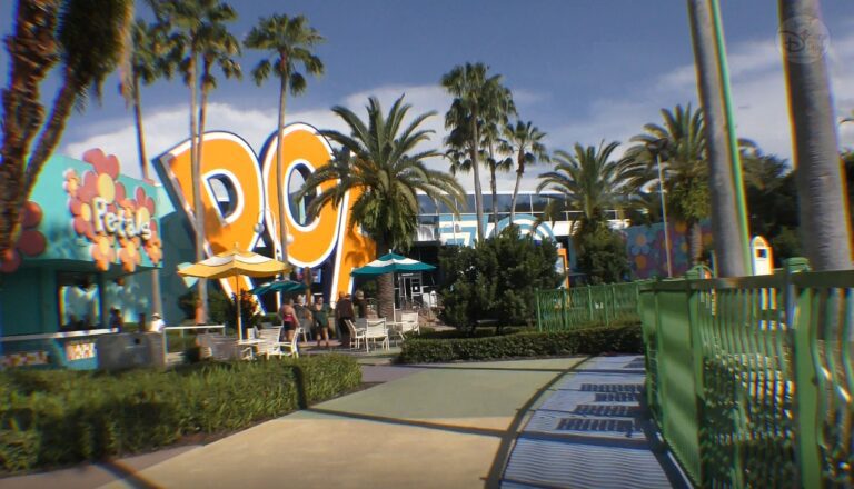 Disney Skyliner POV | Walt Disney World Transportation | Hollywood Studios to Pop Century