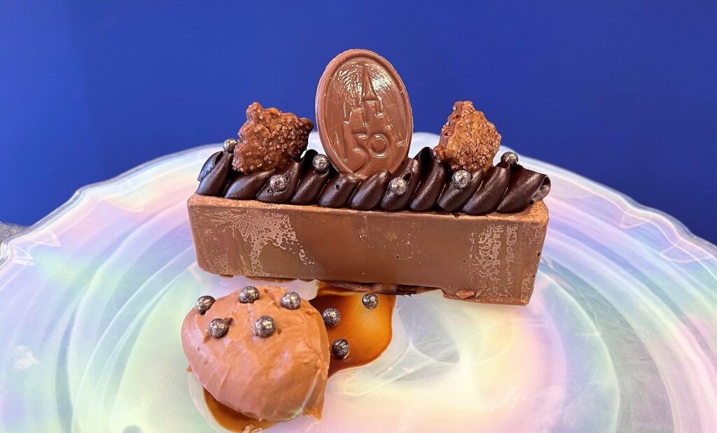Walt Disney World 50th Anniversary | Epcot Food Festival | Epcot Dessert Festival | Chocolate Mousse Bar | Le Cellier Canada