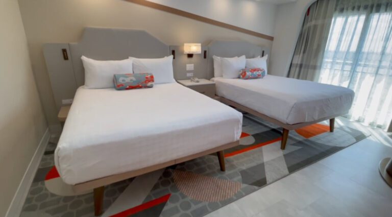 Walt Disney World Resort | Disney Contemporary Resort | Room Tour | Incredible Room