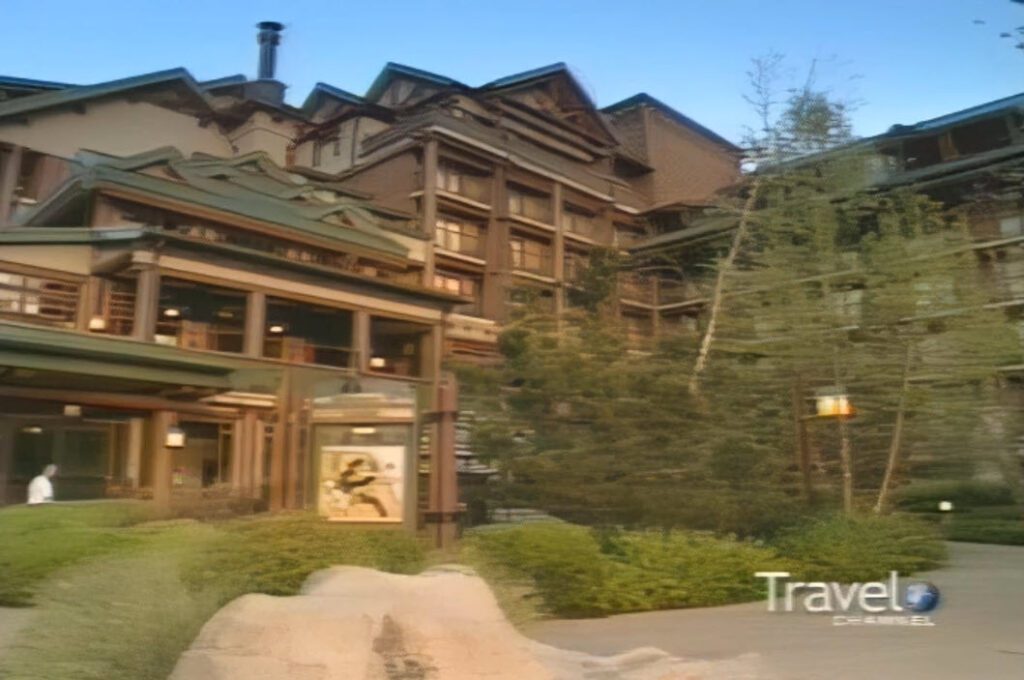 Great Hotels with Samantha Brown | Disney's Wilderness Lodge | Travel Channel 2001
