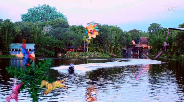 Walt Disney World | 50th Anniversary | Animal Kingdom | KiteTails | Discovery River | Jungle Book