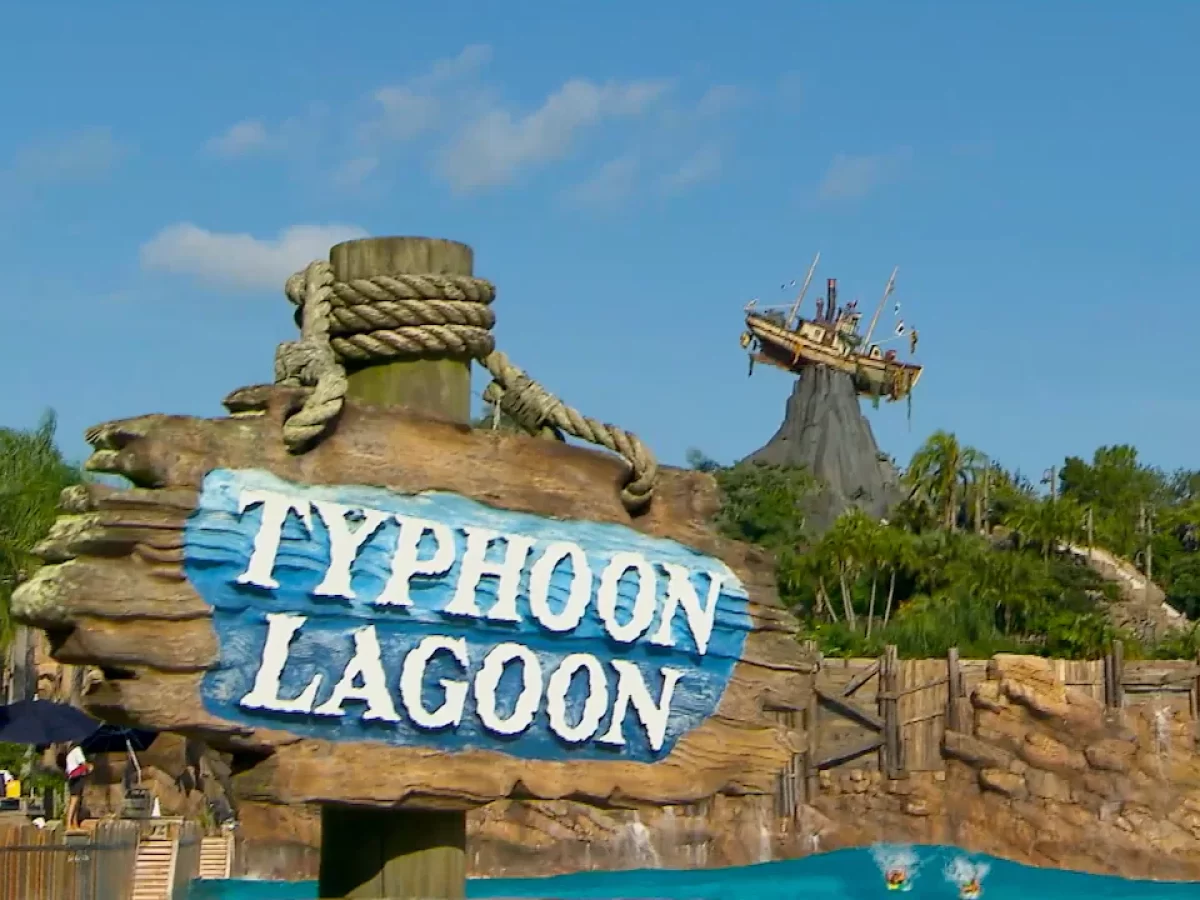 Typhoon Lagoon Park Disney's Typhoon Lagoon Water Park At Walt Disney