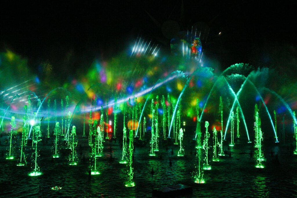 World of Color - Season of Light at Disney California Adventure