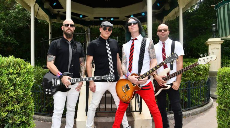 Command Performance | British Rock | Epcot United Kingdom | July 2022