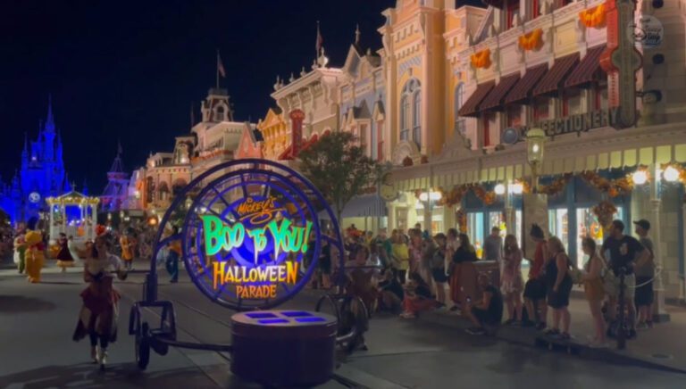 Mickey's Boo to You Halloween Parade 2022 | Mickey's Not So Scary | Walt Disney World Magic Kingdom