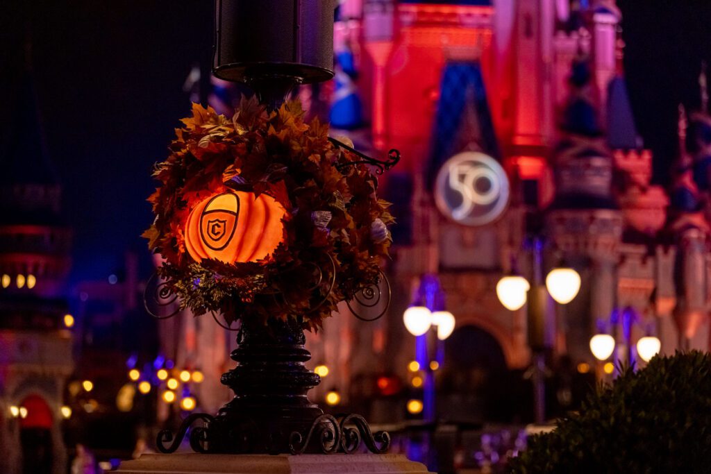Halloween at Walt Disney World 2022 | Mickey's Not So Scary Halloween Party | Sam's Disney News