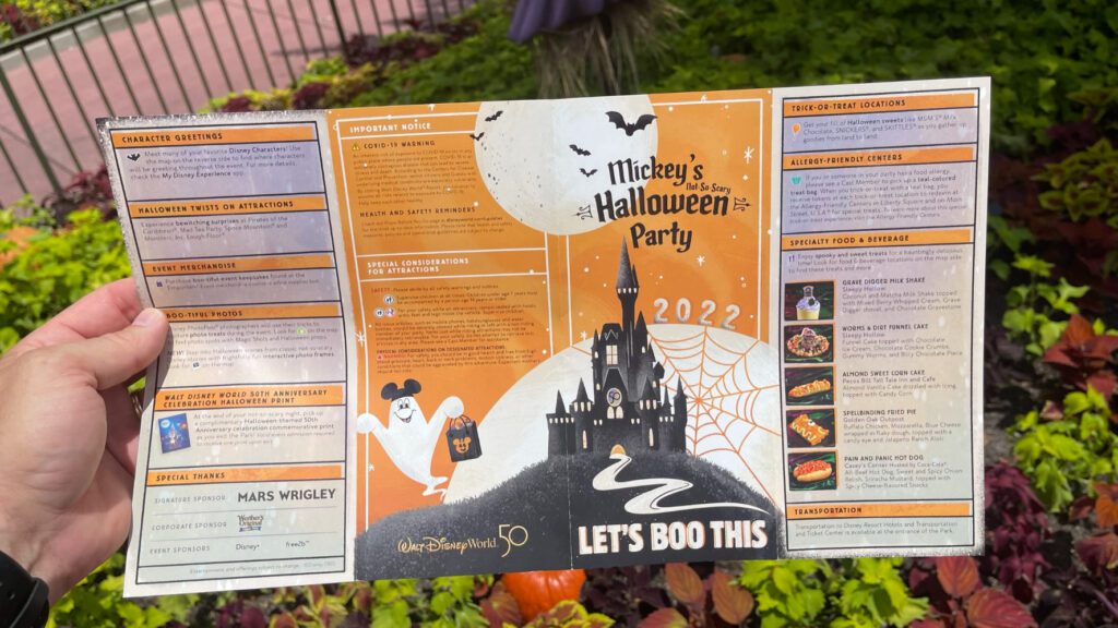 Halloween at Walt Disney World 2022 | Mickey's Not So Scary Halloween Party | Sam's Disney News