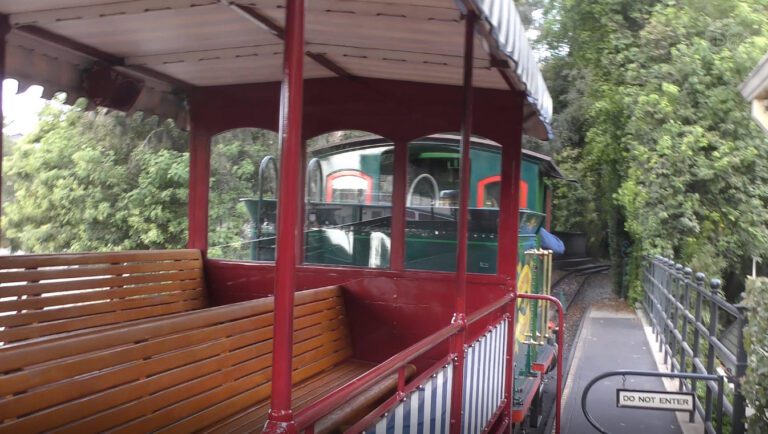 Disneyland Railroad | A Grand Circle Tour of Disneyland | and Main Street Car Ride Bonus | Fall 2022