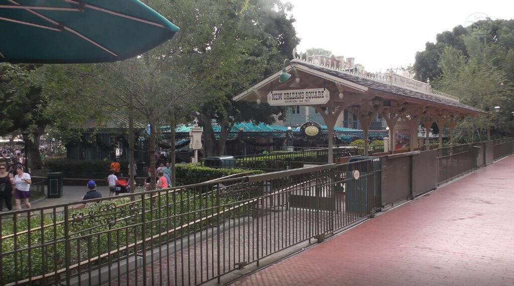 Disneyland Railroad | A Grand Circle Tour of Disneyland | and Main Street Car Ride Bonus | Fall 2022