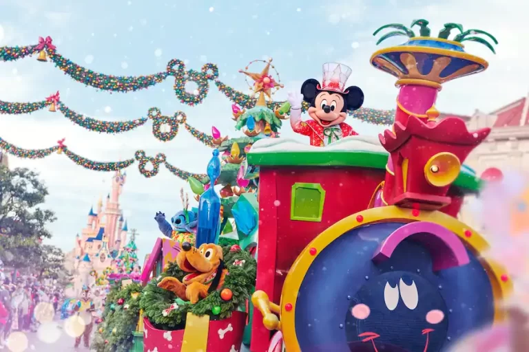 Disneyland Paris Christmas 2022