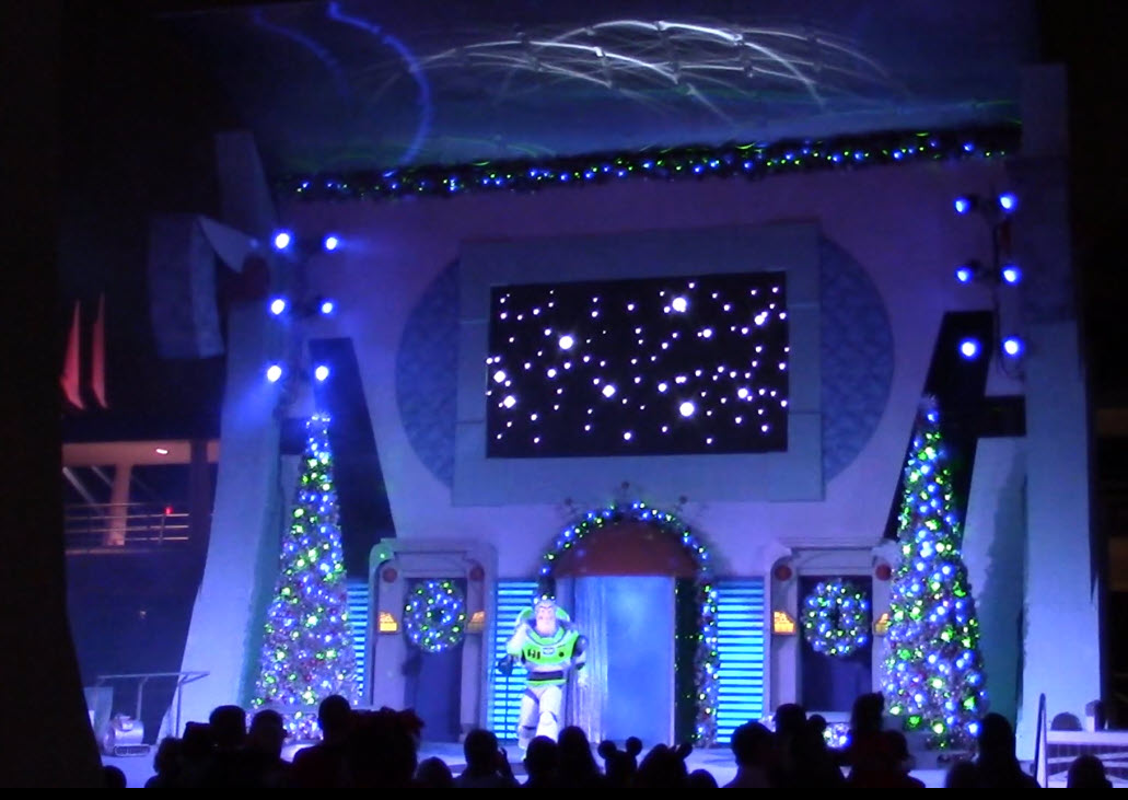 Totally Tomorrowland Christmas | Walt Disney World | Magic Kingdom | 2015