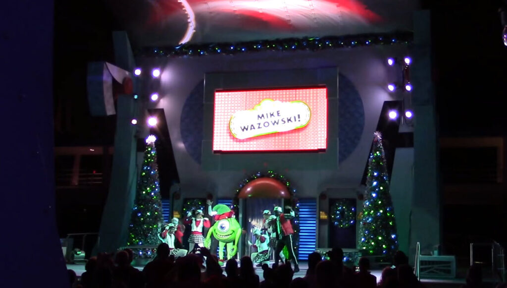 Totally Tomorrowland Christmas | Walt Disney World | Magic Kingdom | 2015