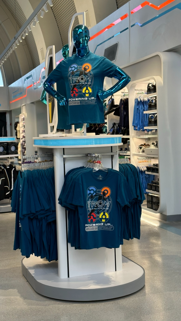 Tron Lightcycle / Run | Merchandise Preview | Walt Disney World | Tomorrowland 2023