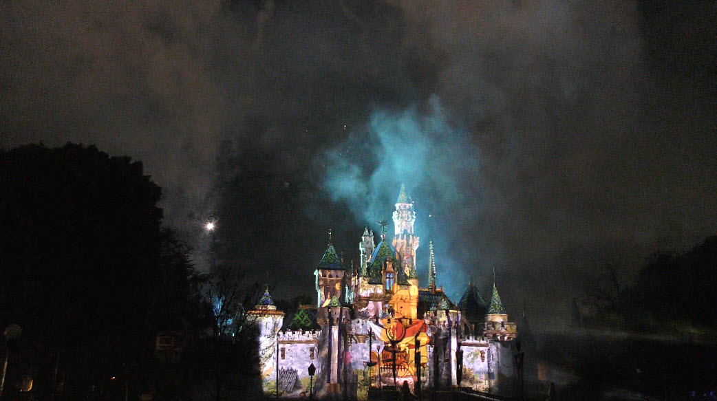 Wondrous Journeys: Disneyland's Unforgettable 100 Anniversary Nighttime Spectacular