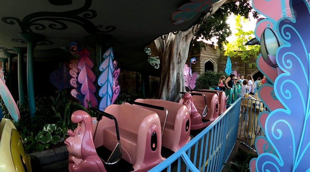 Disneylands Alice in Wonderland Dark Ride POV Sam's Disney Diary