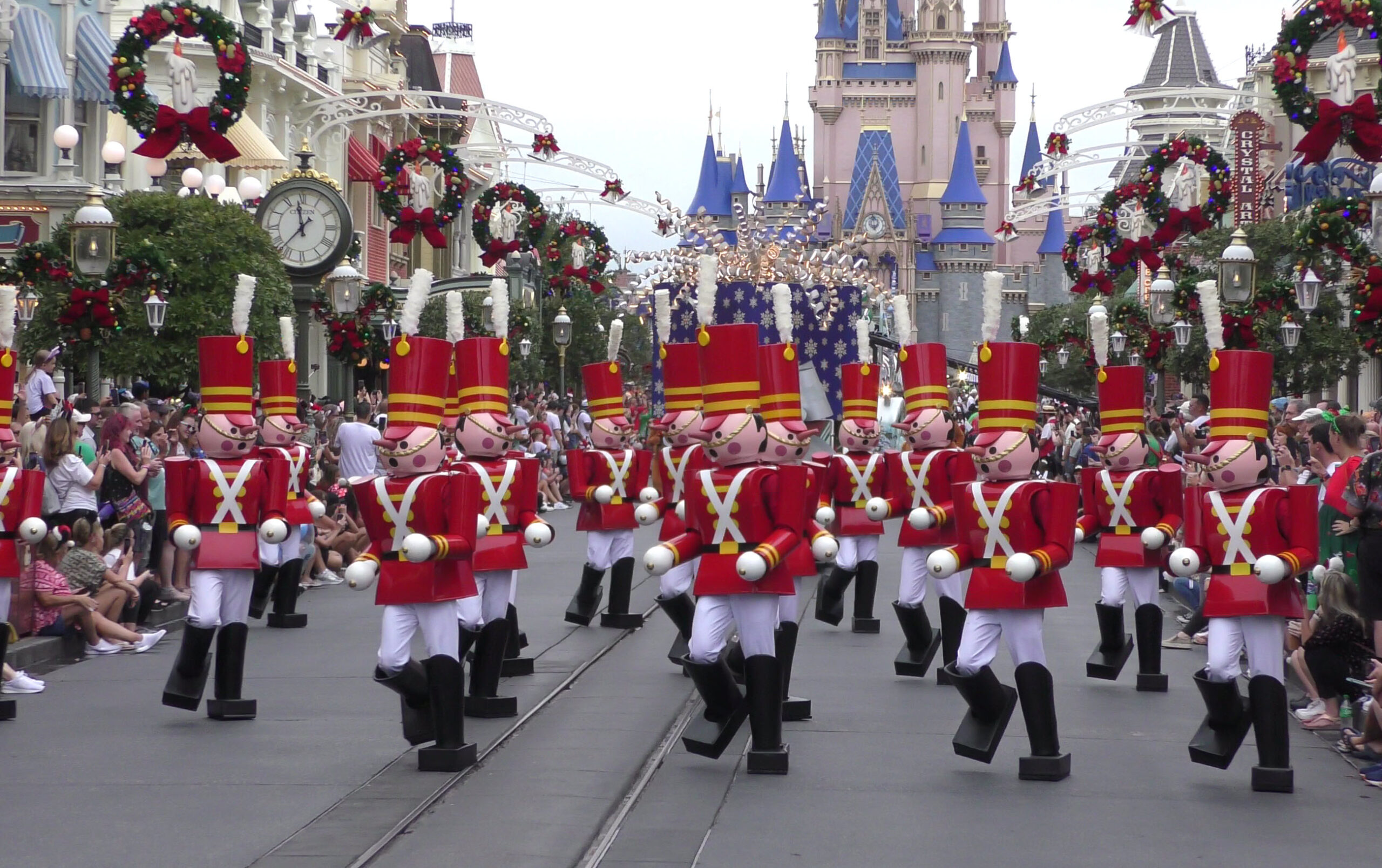 Experience the Magic: 2023 Walt Disney World Christmas Day Parade | Full Parade Taping - Toy Soldiers Marching