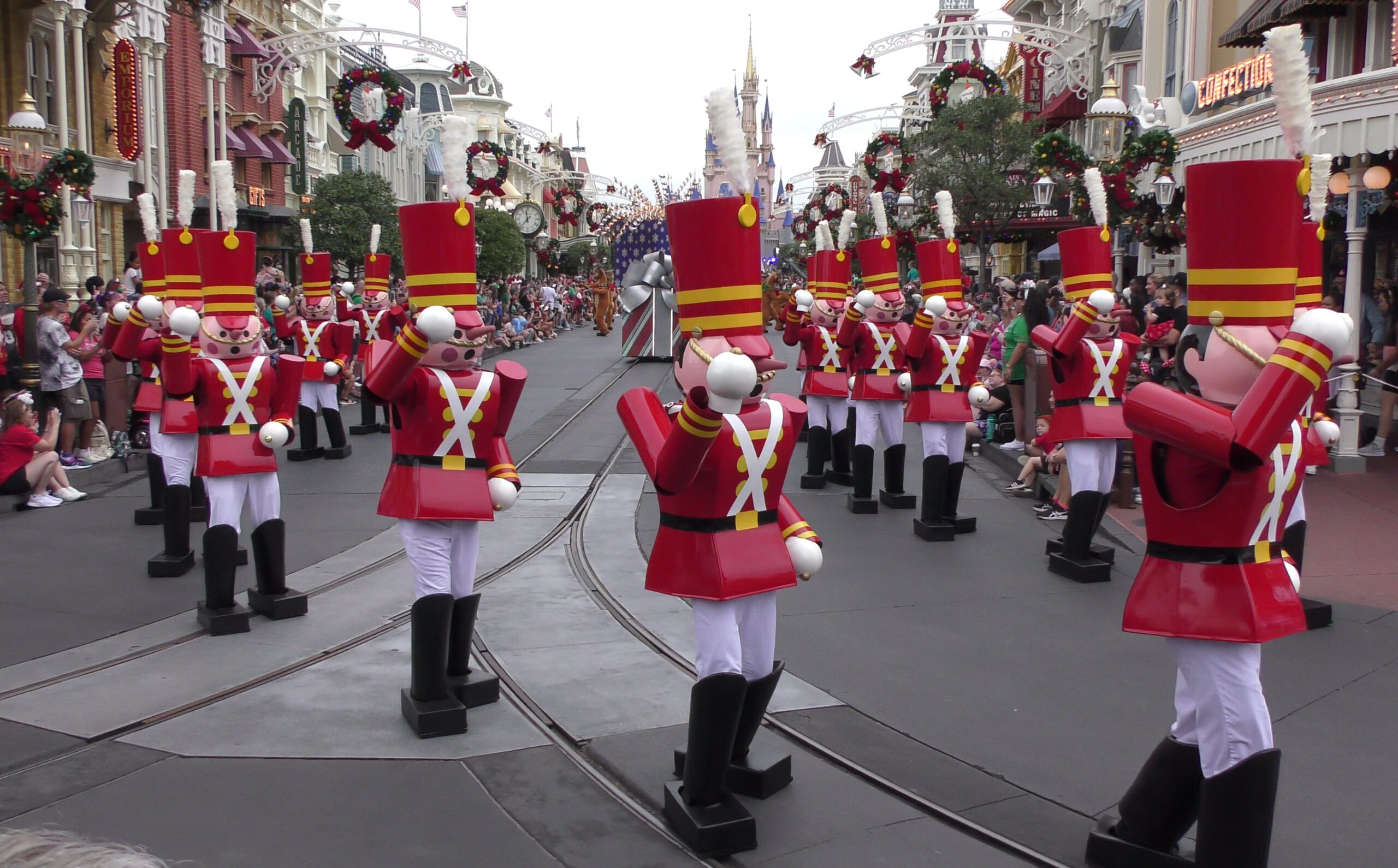 Experience the Magic: 2023 Walt Disney World Christmas Day Parade | Full Parade Taping - Toy Soldiers Marching