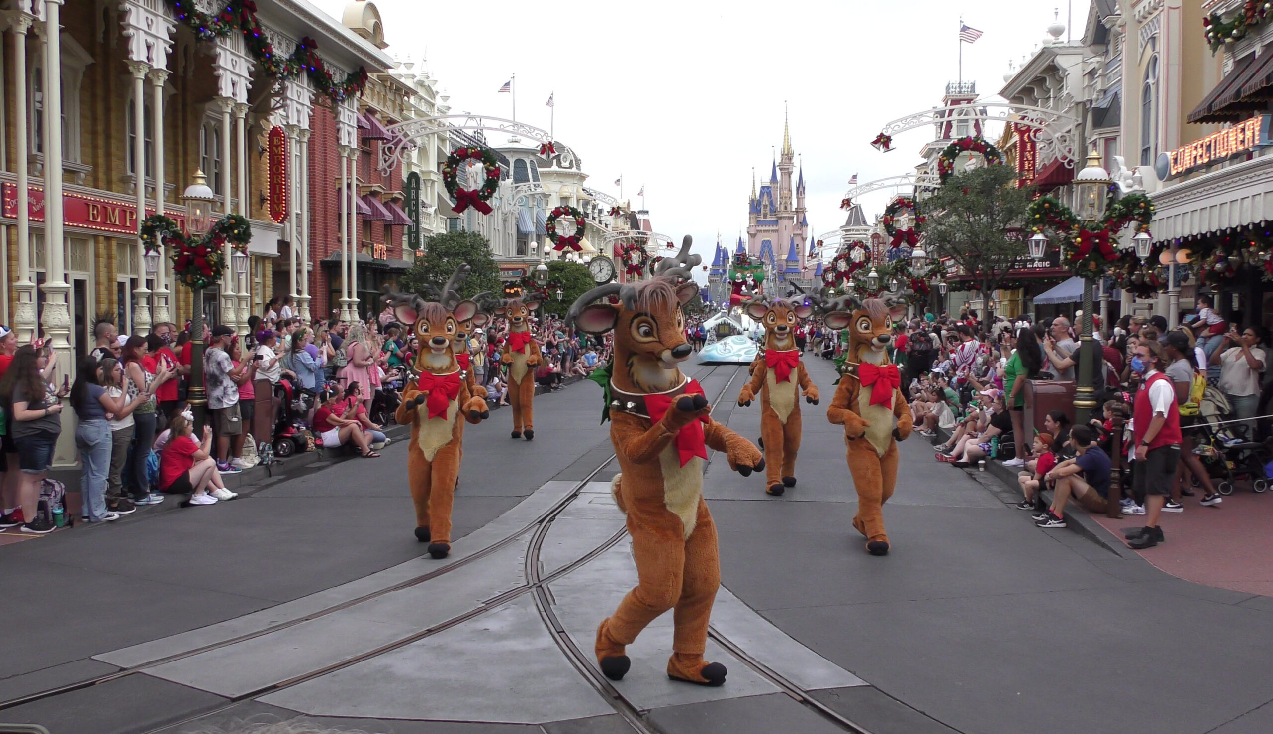 Experience the Magic: 2023 Walt Disney World Christmas Day Parade | Full Parade Taping - Reindeer Unit