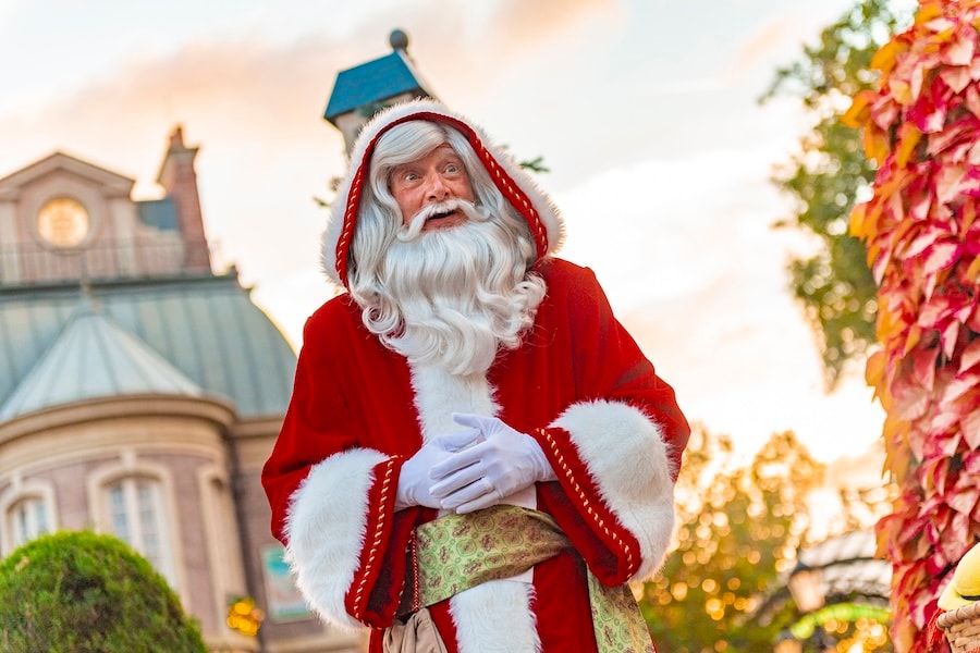 Holiday Storytellers during the EPCOT Festival of the Holidays