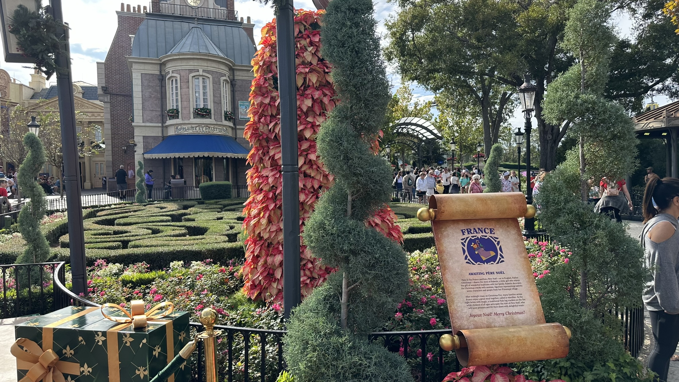 French Christmas Magic with Piere-Noël at Epcot International Festival of the Holidays! 2023