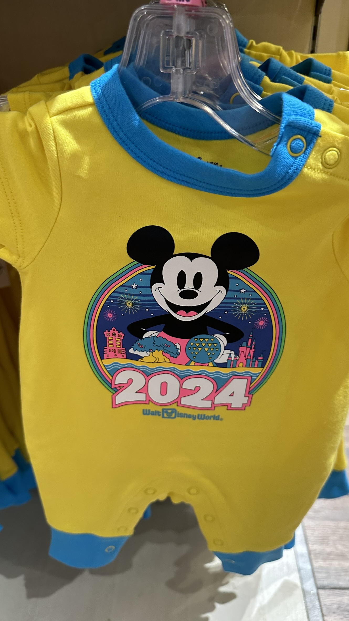 Exclusive 2024 Merchandise Drop at Walt Disney World! ✨🏰