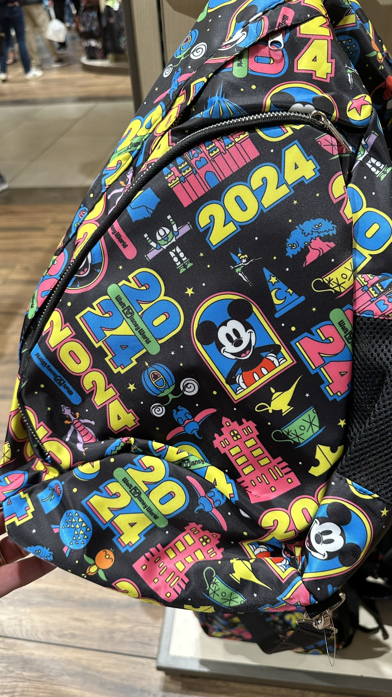 Exclusive 2024 Merchandise Drop at Walt Disney World! ✨🏰