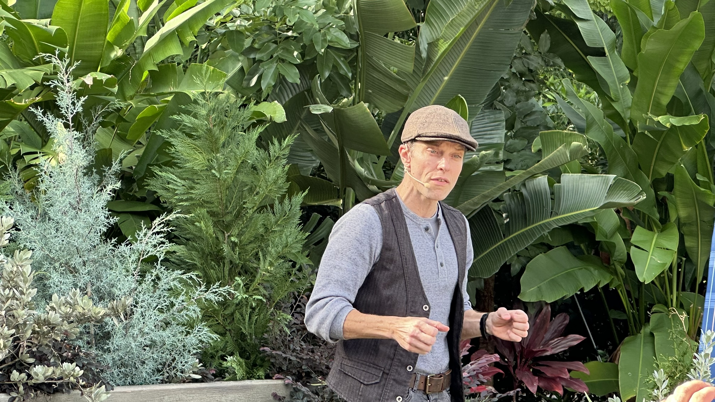 Illuminating the Festival of Lights with Tradition and Wisdom! The Epcot Hanukkah Storyteller