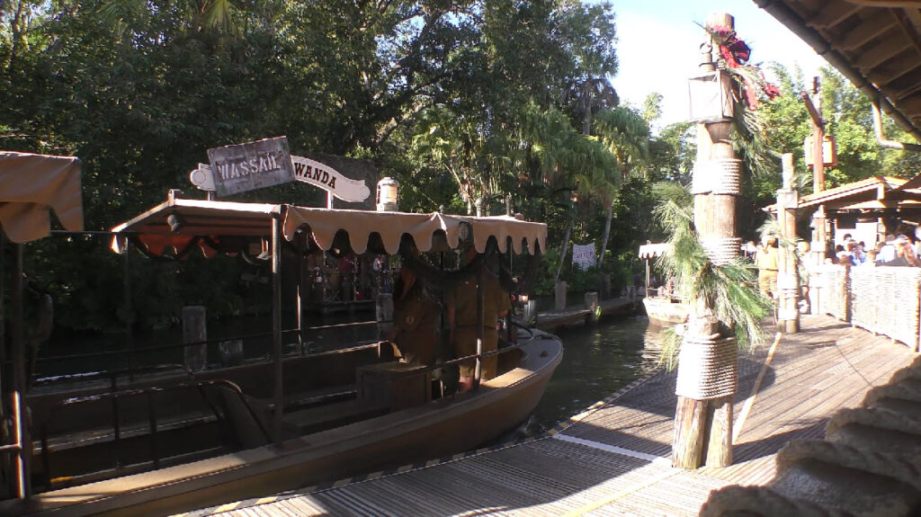 The Jingle Cruise Queue Experience at Walt Disney World! 🎄✨ 30 Minutes Queue Experience