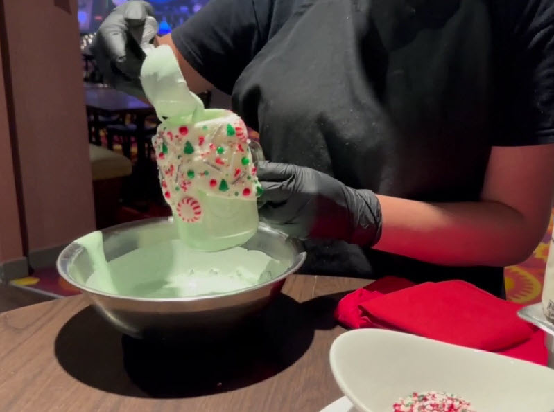 Unwrapping the Limited-Time Magic of Frosty the Snowman Holiday Shake at Planet Hollywood Orlando!