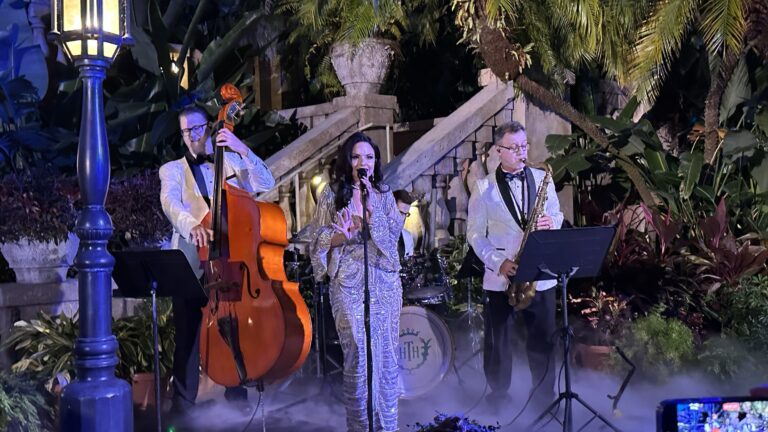 Step into a Timeless Experience: Twilight Soirée at Hollywood Tower Hotel Courtyard! Jollywood 2023