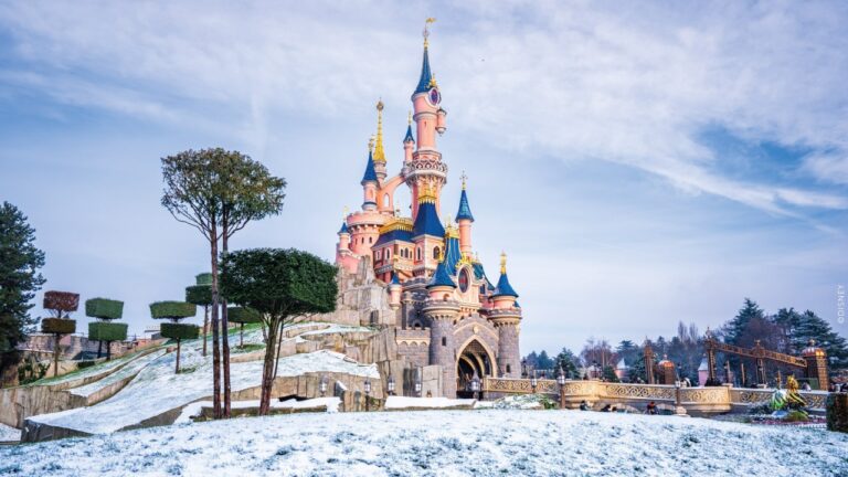 2024 Snow at Disneyland Paris, Sleeping Beauty Castle