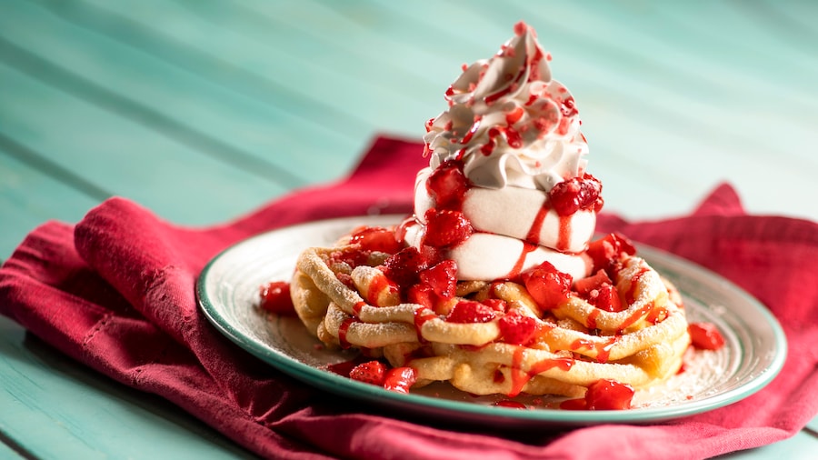 Images of food at the EPCOT International Flower & Garden Festival 2024 - Funnel Cake