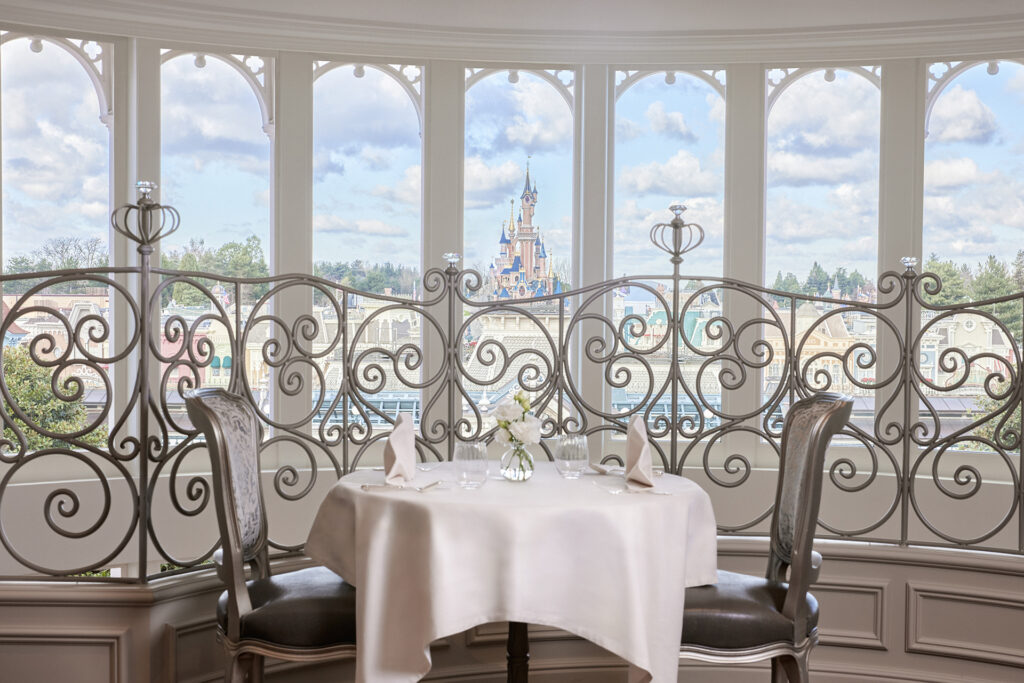 The Castle Club offers the ultimate Disneyland Hotel experience, elevating a memorable stay to an unforgettable one thanks to exclusive benefits and enhanced magic. Expertly interweaving privacy and personalization to create a refined, distinctly Disney atmosphere,