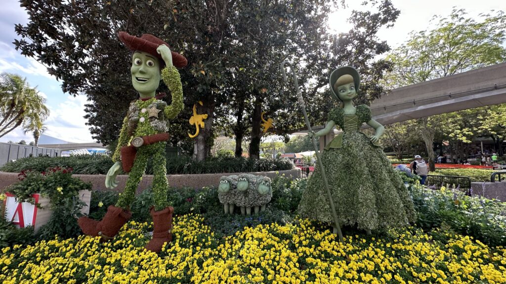 Woody and Bo Peep Topiary Epcot Flower and Garden 2023