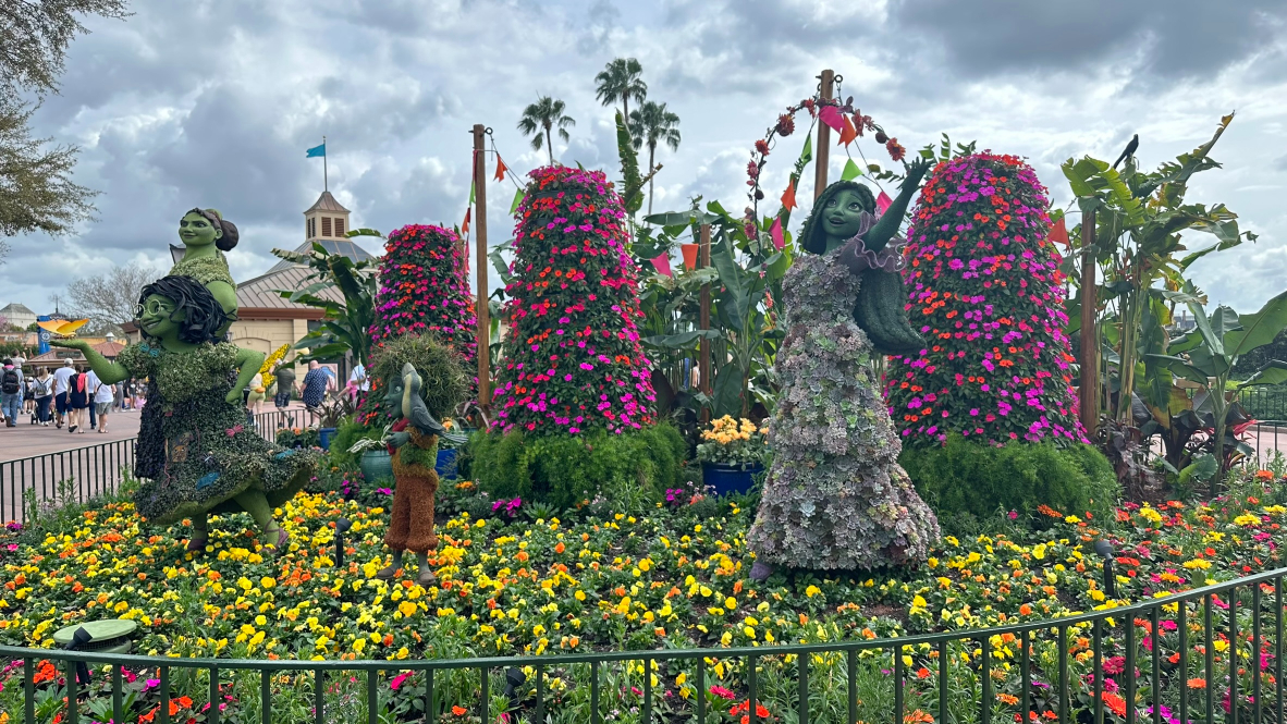 2024 Epcot Flower and Garden Festival Topiaries - Asha and Wishing Star
