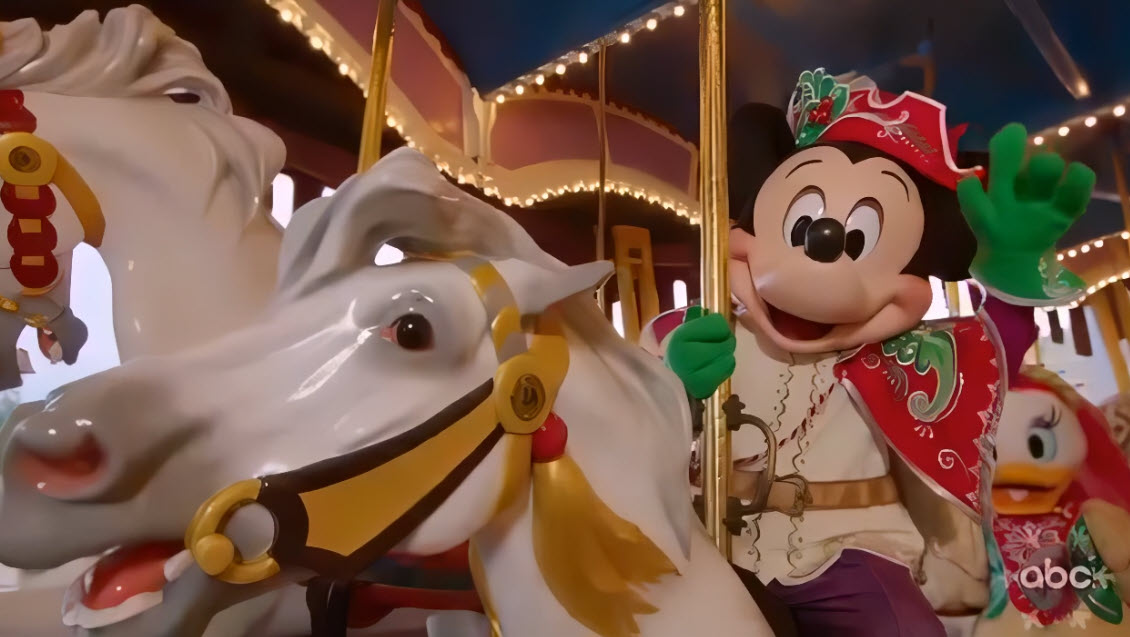 2020 Walt Disney World Christmas Day Parade aka Magical Christmas Celebration - Mickey Mouse