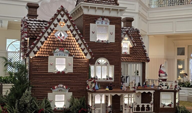 Grand Floridian Gingerbread House 2024, 25 years