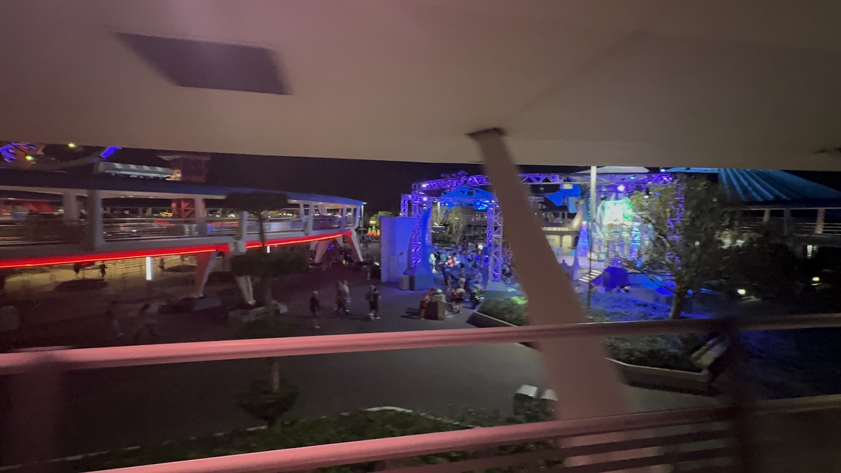 People Mover during Mickeys Very Merry Christmas Party 2024