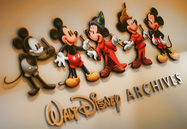 Walt Disney Archives Logo