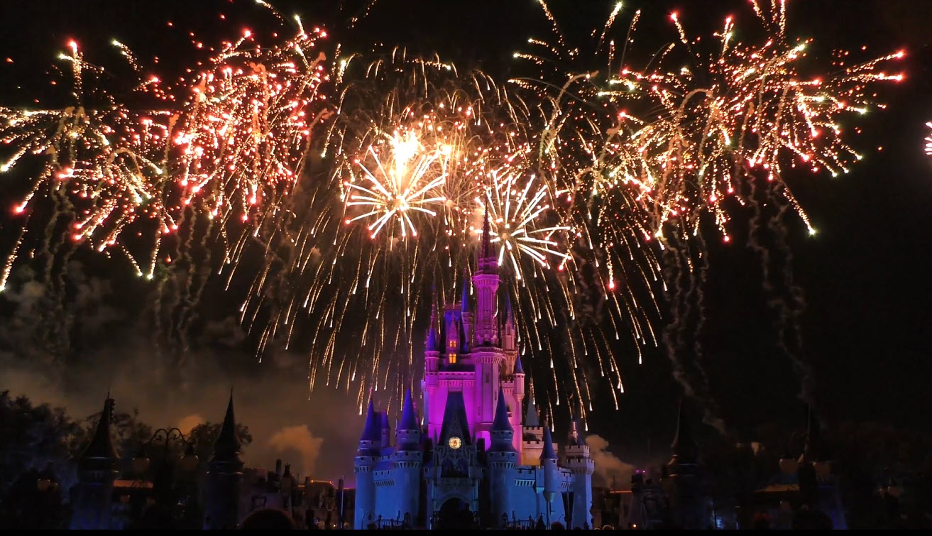 Magic Kingdom’s Fantasy in the Sky Fireworks Light Up New Year’s Eve 2025 – A Dazzling Disney Celebration!