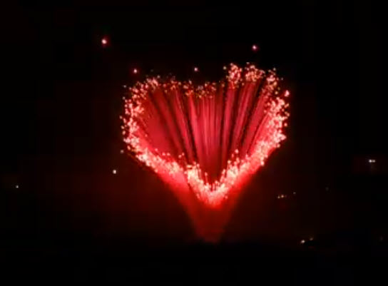 Luminous The Story of Us Heart Firework!